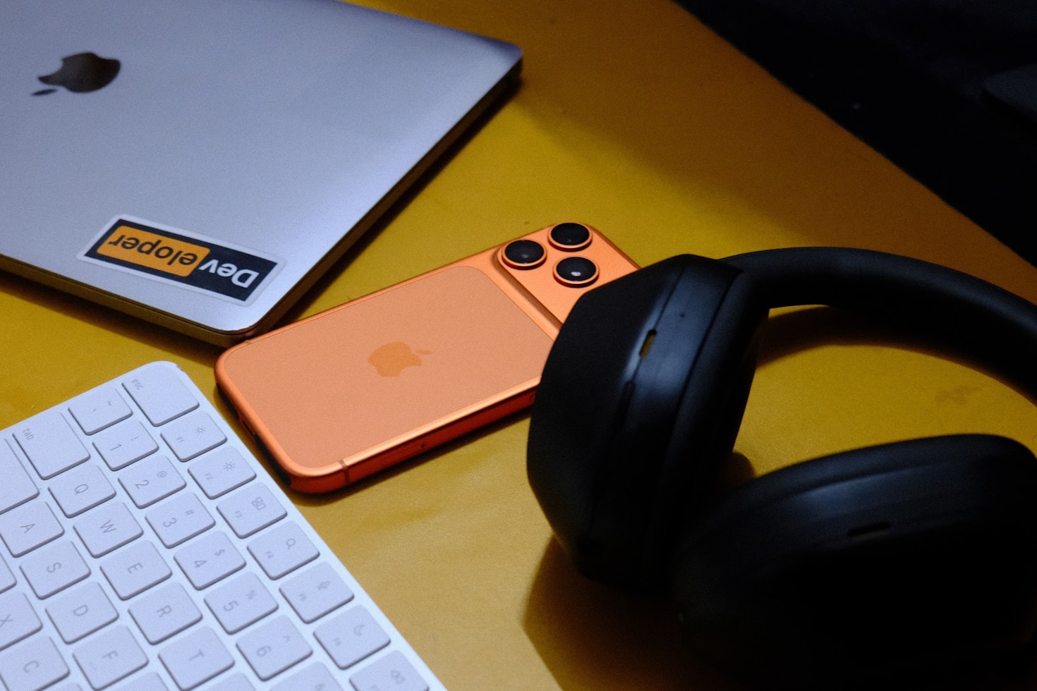 Tools That Simplify Complex Real-World Topics